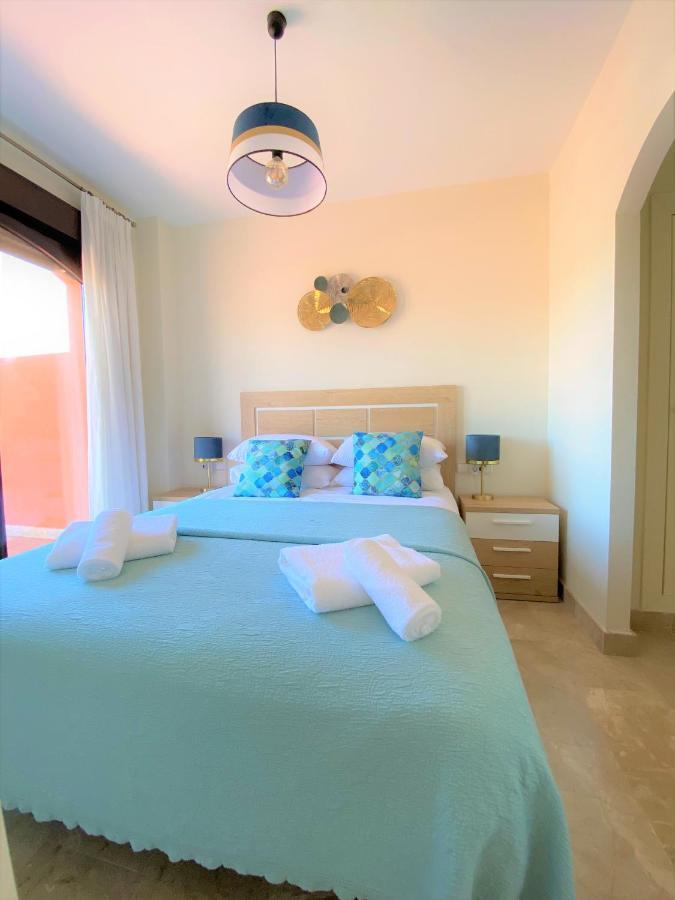 Sea View Penthouse Apartment With Hot Tub - Casa Bella Vista, Buenas Noches , Estepona Buitenkant foto