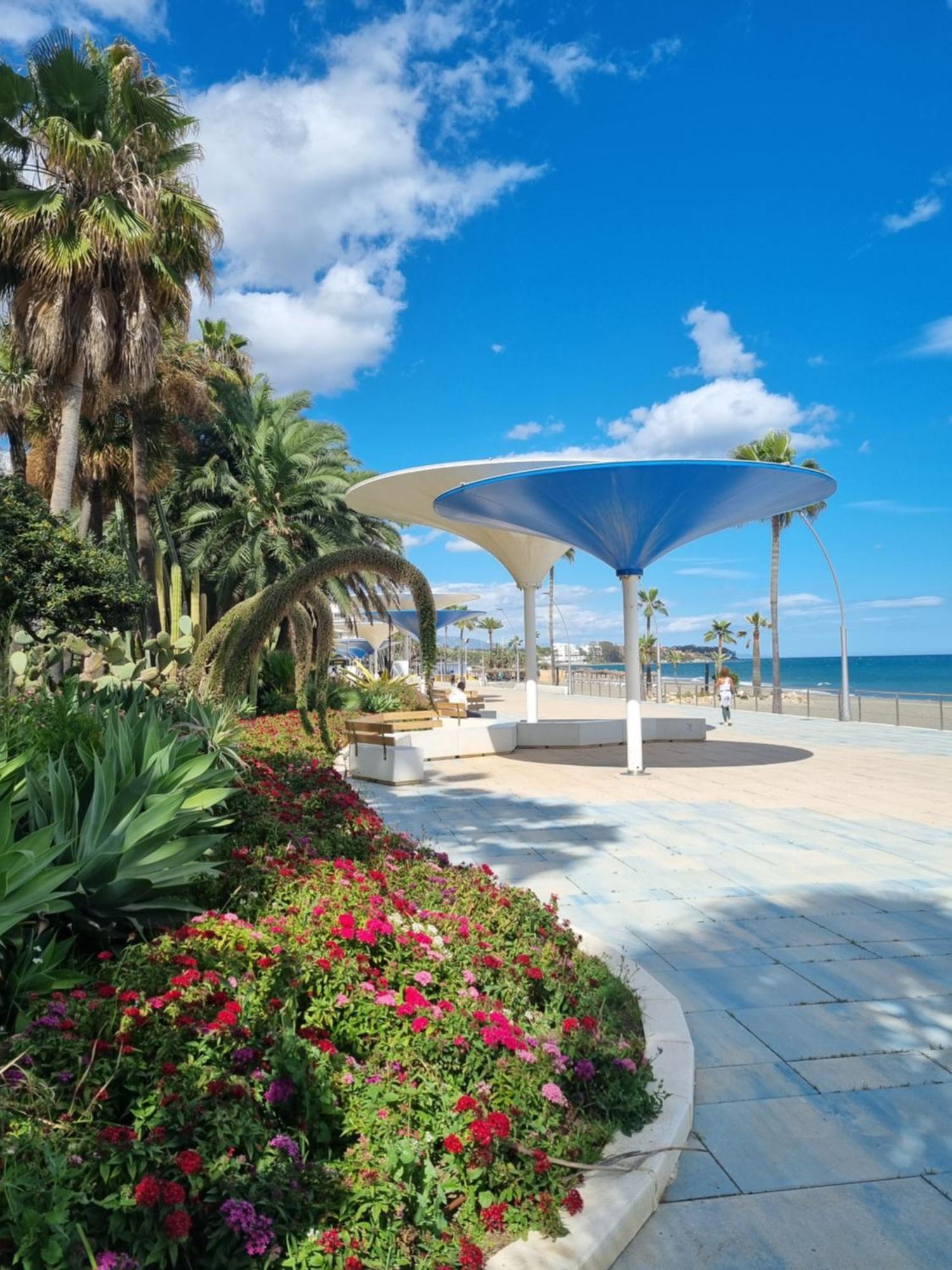 Sea View Penthouse Apartment With Hot Tub - Casa Bella Vista, Buenas Noches , Estepona Buitenkant foto